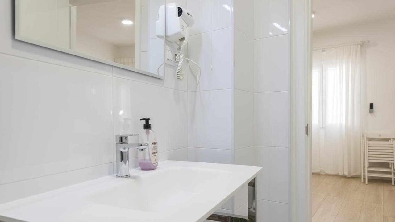 Apartamentos Dimax By Toledo Ap Eksteriør bilde
